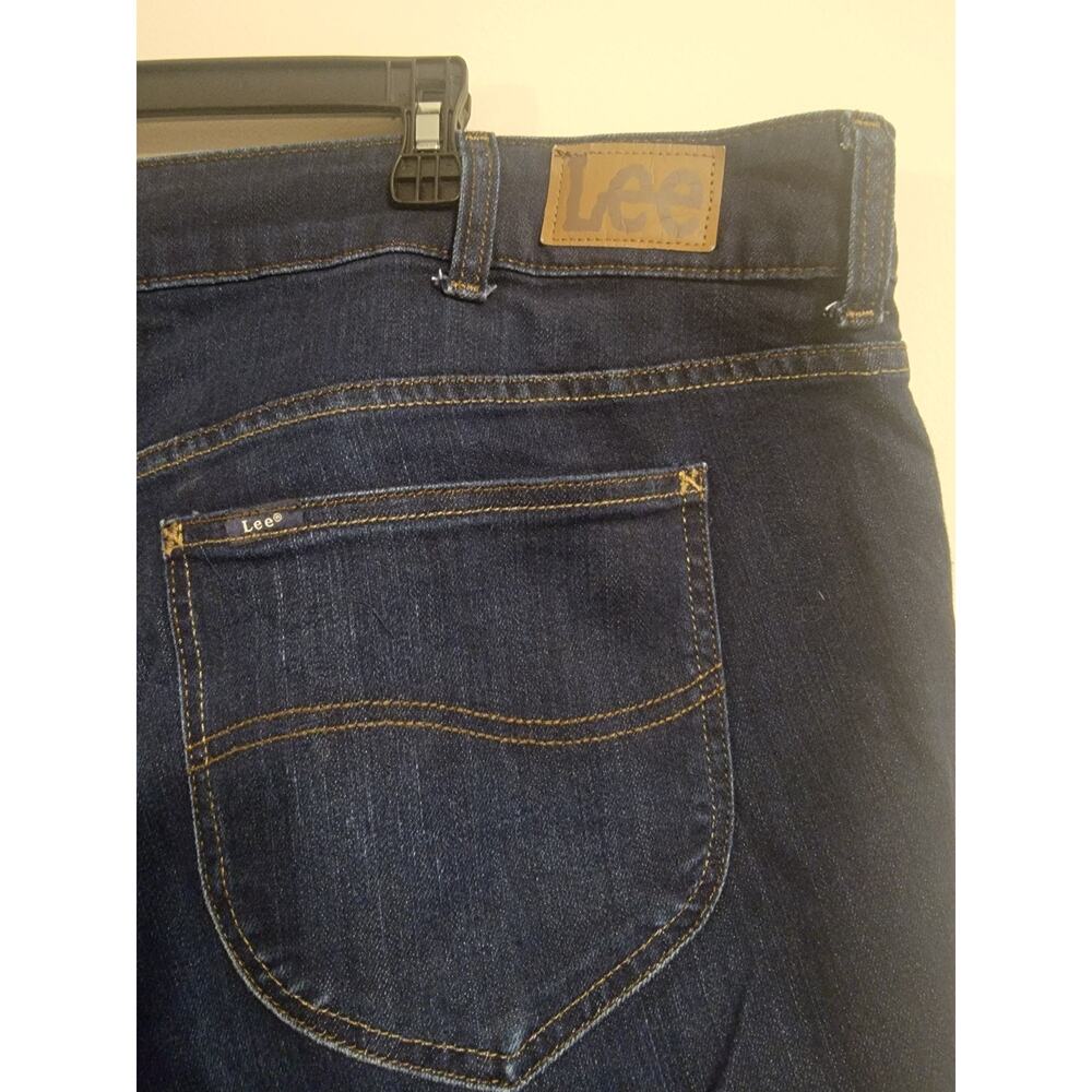 Womens Lee Jeans Plus Size Straight Leg Size 26 26W M Dark Wash